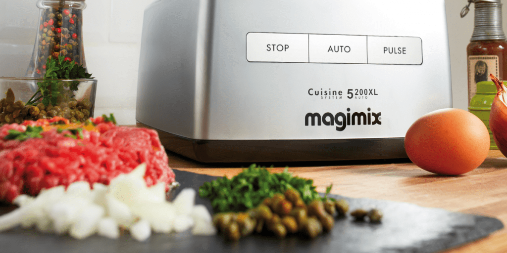 Magimix 5200XL Food Processor with ground beef